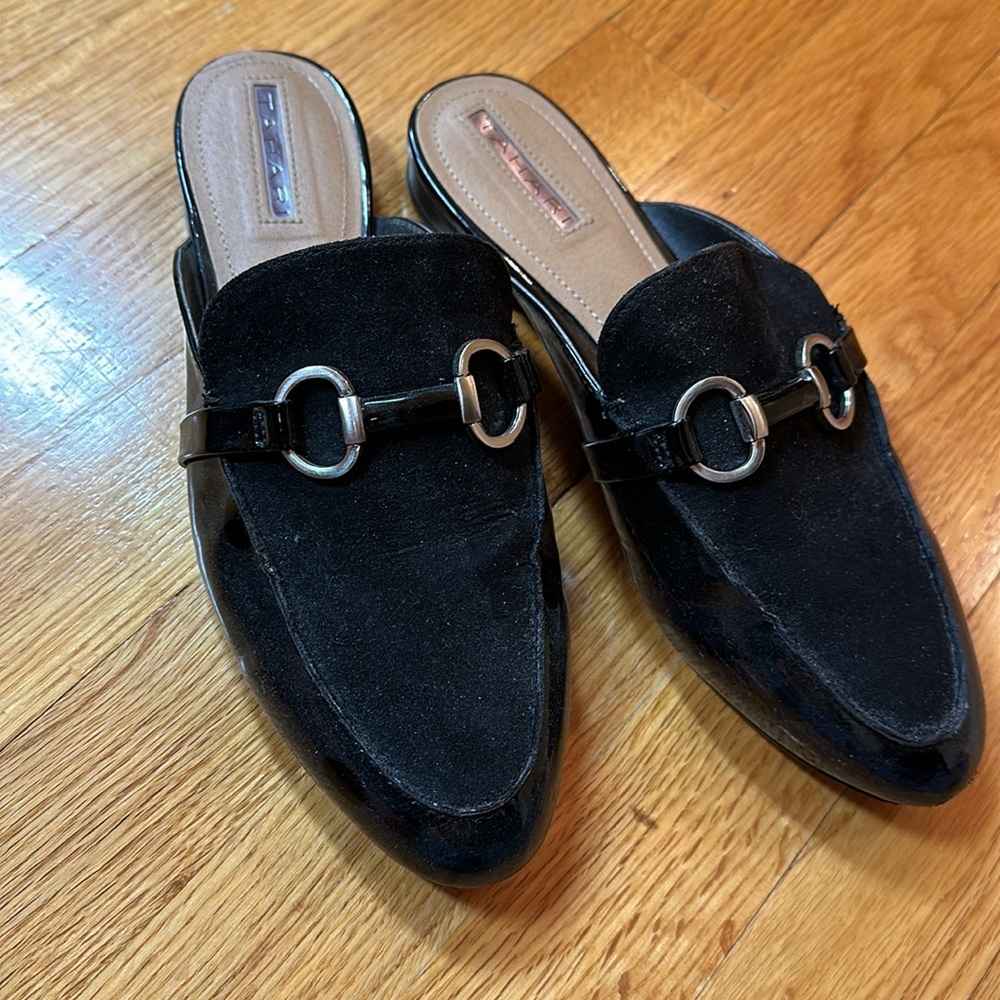 Tahari Frenchie mule - Picture 2 of 4